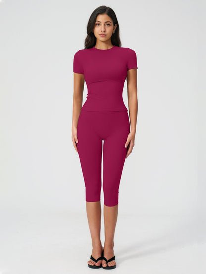 Sculpt Comfort Yoga Set – Buttery-Soft, Breathable Capris, Built for Motion for All Seasons